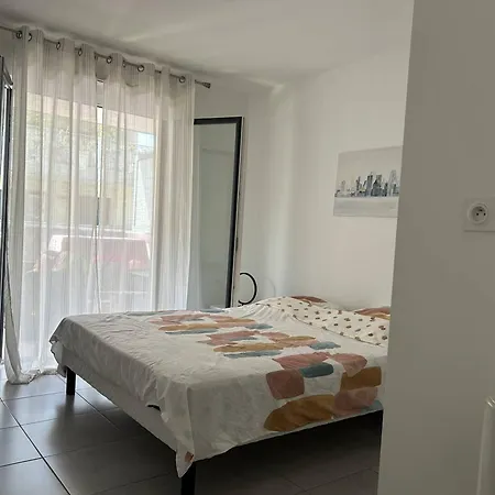 Moderne Avec Parking - 4 Pers. - Fr-1-251-952